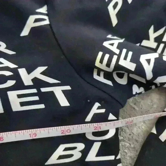 Public Enemy Fear of a black planet sweatshirt.Size 4xl(seems more like a large) - Picture 5 of 6